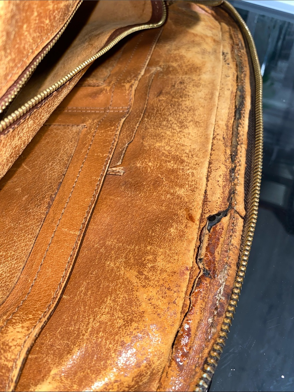 Authentic Vintage Louis Vuitton Brown Monogram Canvas Weekender/Document Bag - Picture 16 of 16